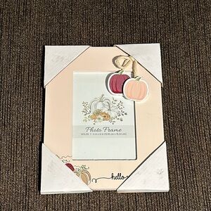 Hello Pumpkin Photo Frame - Light Pink